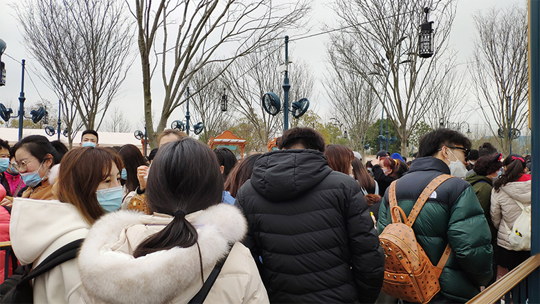 Happy Women’s Day | 歡度三八節(jié)，我們相約上海迪士尼樂園